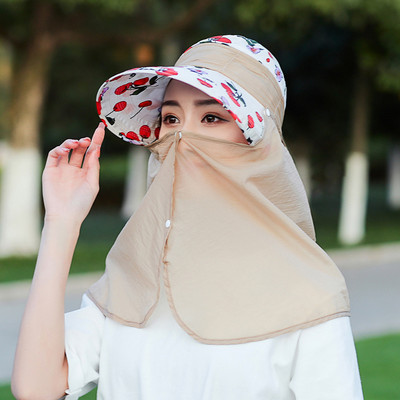 Μοντέρνο γυναικείο καπέλο με γείσο και κασκόλ - κατάλληλο για το καλοκαίρι