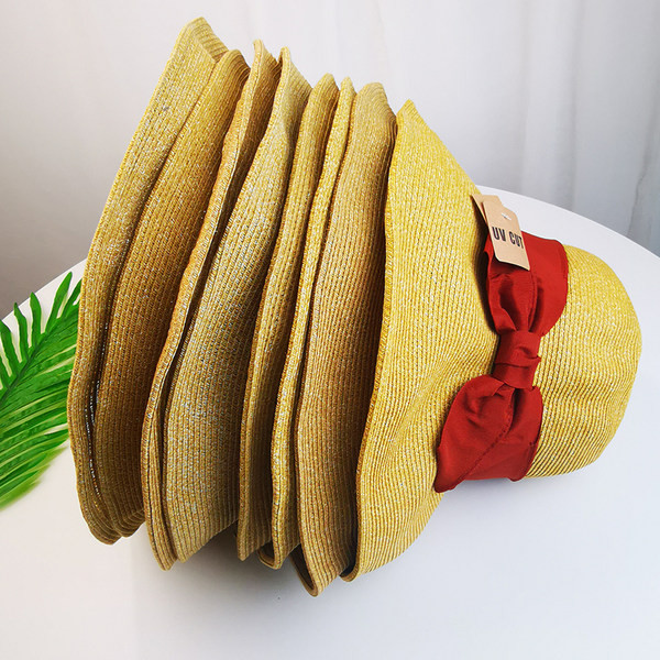 Pălărie de paie pentru femei cu vizor și panglică