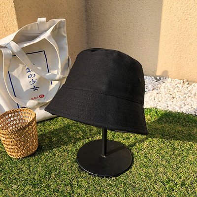 Γυναικείο μονόχρωμο καπέλο σε διάφορα χρώματα