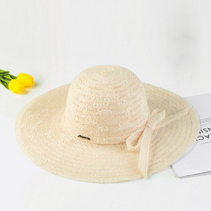 Pălărie de damă modernă cu panglică și franjuri - mai multe modele