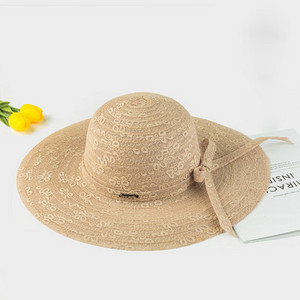 Pălărie de damă modernă cu panglică și franjuri - mai multe modele