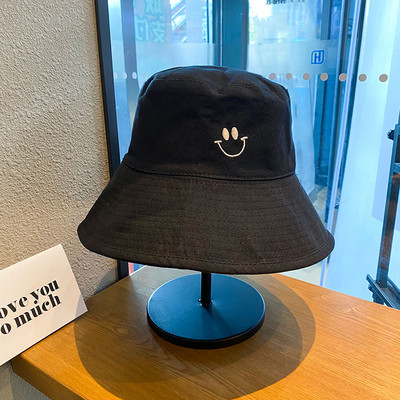 Palarie dama cu broderie - tip idiot