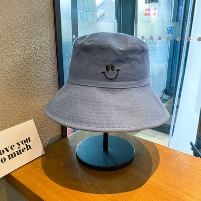 Palarie dama cu broderie - tip idiot