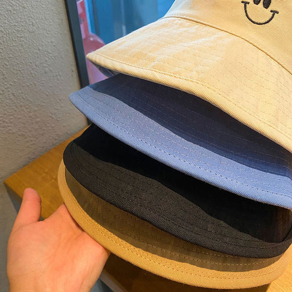 Palarie dama cu broderie - tip idiot