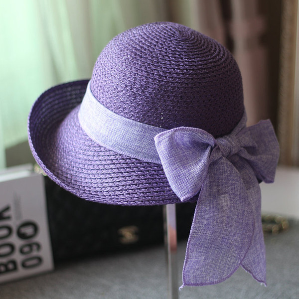 Ženski slamnati šešir s trakom
