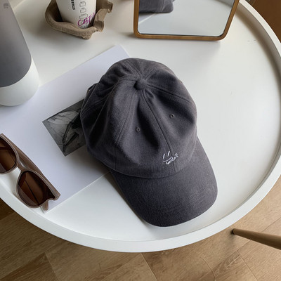 Γυναικείο καπέλο μπέιζμπολ με γείσο