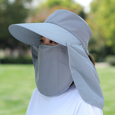 Γυναικείο καπέλο με γείσο και κασκόλ