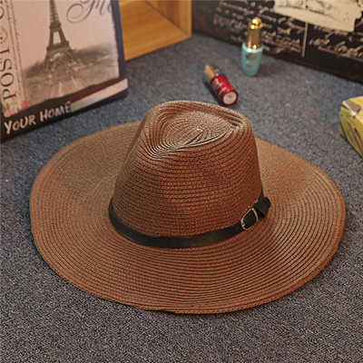 Ψάθινο καπέλο με αγκράφα