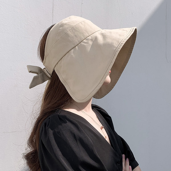 Palarie de dama cu panglica si boru