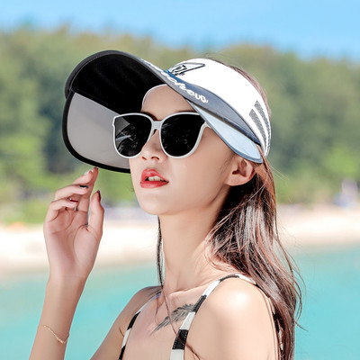 Γυναικείο καπέλο  με γείσο και επιγραφή