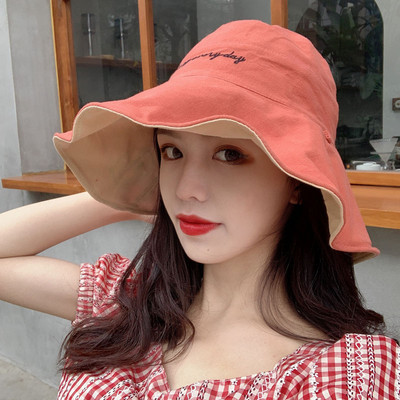 Καλοκαιρινό γυναικείο καπέλο με λουλούδια