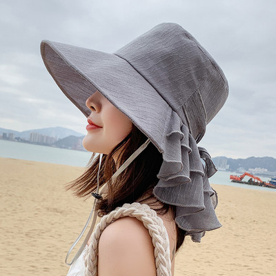 Γυναικείο καπέλο για την παραλία