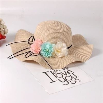 Moderan ženski slamnati šešir - nekoliko modela