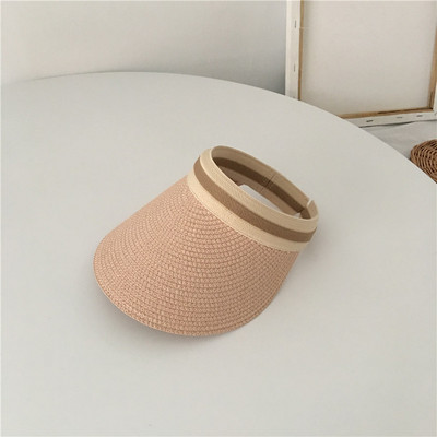 Ψάθινο γείσο για την παραλία και την καθημερινή ζωή