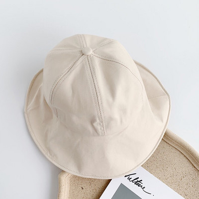 Μοντέρνο γυναικείο ρυθμιζόμενο καπέλο με γείσο σε διάφορα χρώματα