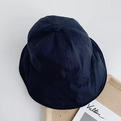 Μοντέρνο γυναικείο ρυθμιζόμενο καπέλο με γείσο σε διάφορα χρώματα