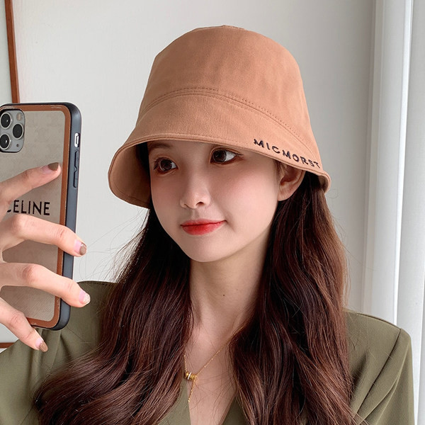 Γυναικείο αντηλιακό καπέλο με κέντημα