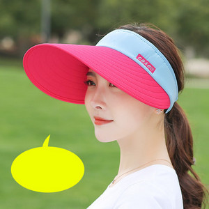 Σπορ-καθημερινή γυναικείο γείσο με έμβλημα - διάφορα μοντέλα