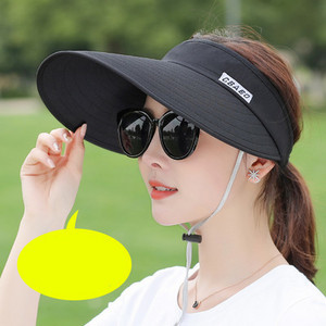 Σπορ-καθημερινή γυναικείο γείσο με έμβλημα - διάφορα μοντέλα