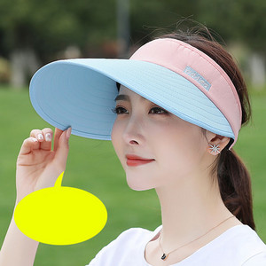 Σπορ-καθημερινή γυναικείο γείσο με έμβλημα - διάφορα μοντέλα