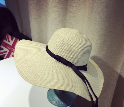 Γυναικείο αντηλιακό ψάθινο καπέλο με κορδέλα