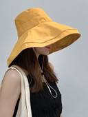 Palarie moderna de dama cu franjuri