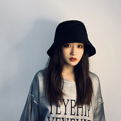 Palarie dama model nou cu periferie