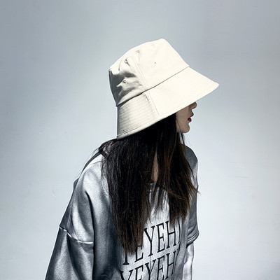 Palarie dama model nou cu periferie