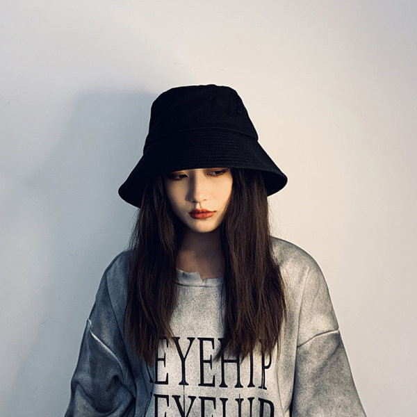 Palarie dama model nou cu periferie