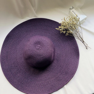 Καλοκαιρινό  ψάθινο καπέλο με φαρδύ περιφέρια