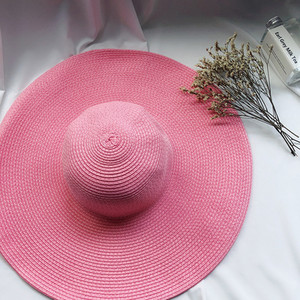 Καλοκαιρινό  ψάθινο καπέλο με φαρδύ περιφέρια