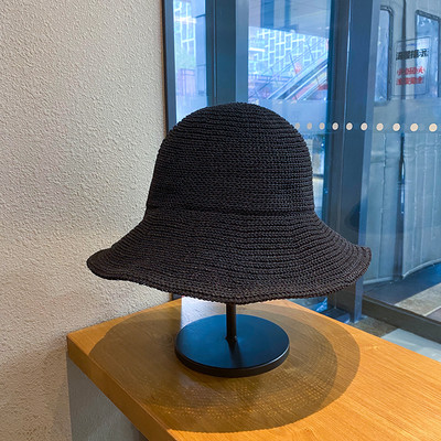 Πλεκτό γυναικείο καπέλο 