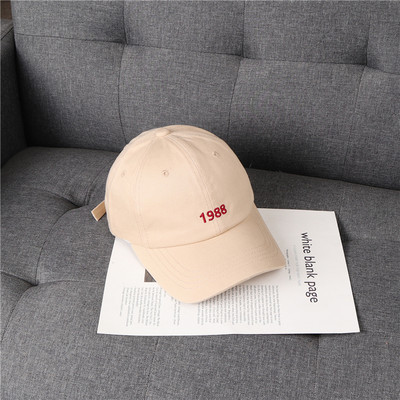 Γυναικείο καπέλο μπέιζμπολ με επιγραφή