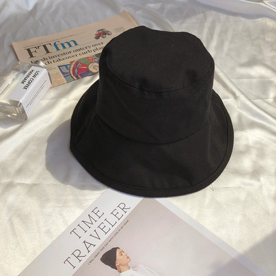 Γυναικείο κλωστοϋφαντουργικό καπέλο