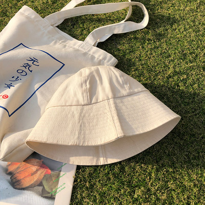 Γυναικείο καπέλο από ύφασμα