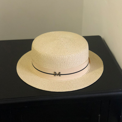 Γυναικείο casual καπέλο με μεταλλικό στοιχείο σε πέντε χρώματα