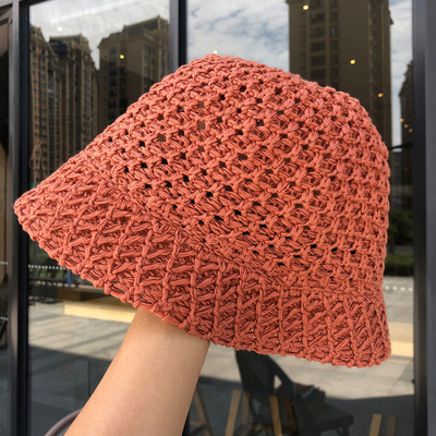 Γυναικείο μονόχρωμο καπέλο κατάλληλο για το καλοκαίρι