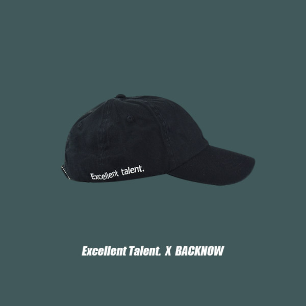 Καθημερινό γυναικείο καπέλο με επιγραφή