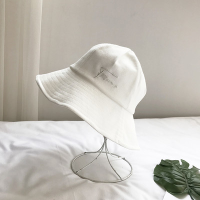 Γυναικείο αντηλιακό καπέλο με περιφέρια - δύο μοντέλα