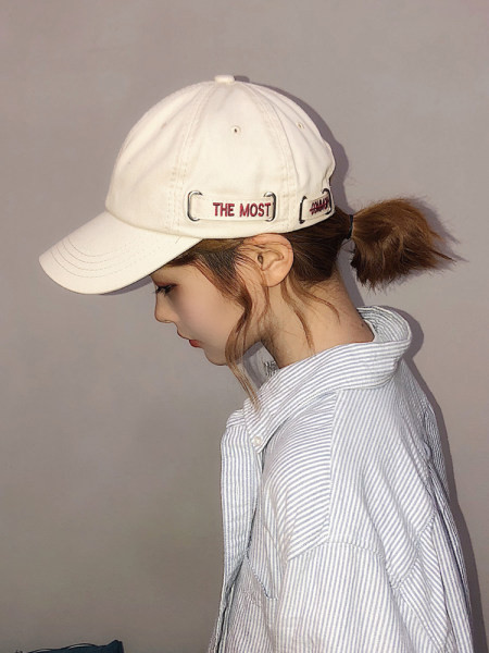 Palarie casual dama cu inscriptie in mai multe culori