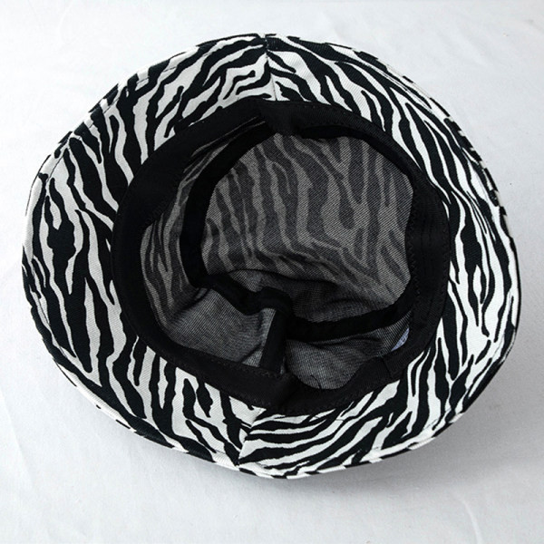 Ženska ribička kapa - sa animal printom