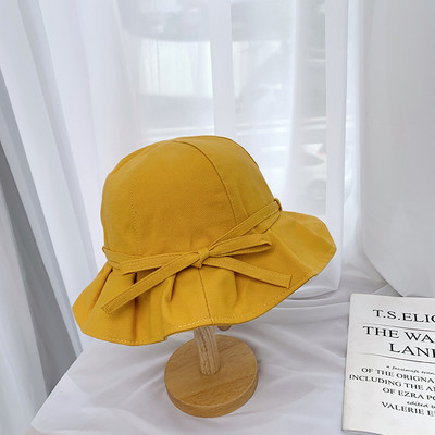 Υφαντικό καπέλο για γυναίκες με βολάν