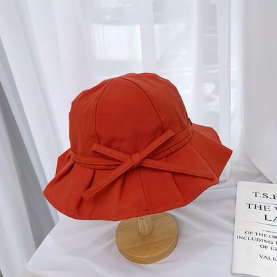 Υφαντικό καπέλο για γυναίκες με βολάν