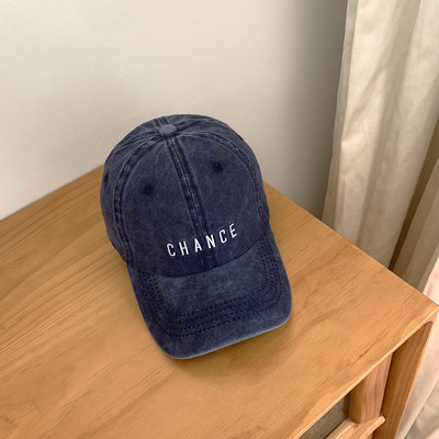 Γυναικείο καπέλο μπέιζμπολ με κεντημένη επιγραφή