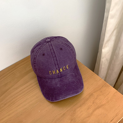 Γυναικείο καπέλο μπέιζμπολ με κεντημένη επιγραφή