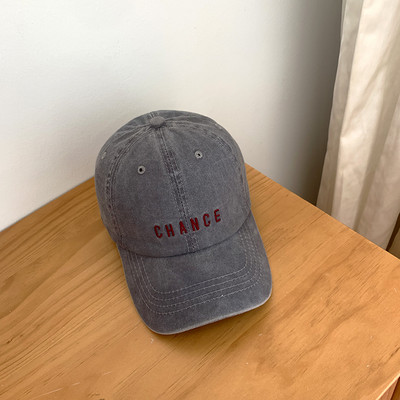 Γυναικείο καπέλο μπέιζμπολ με κεντημένη επιγραφή