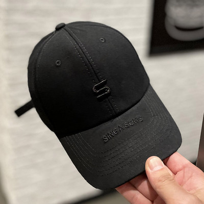 Palarie dama mai multe modele cu broderie