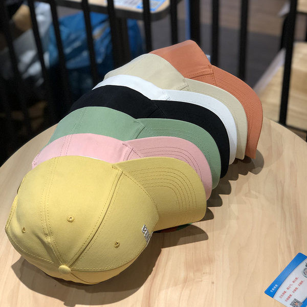 Palarie dama mai multe modele cu broderie