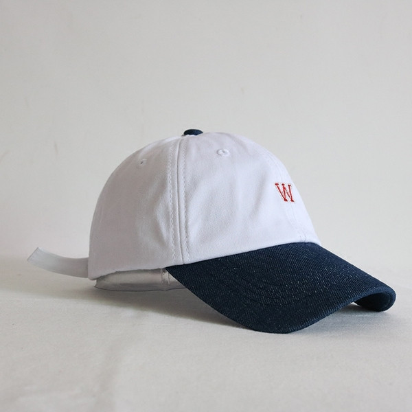 Șapcă de baseball pentru femei cu broderie și vizor - cinci culori