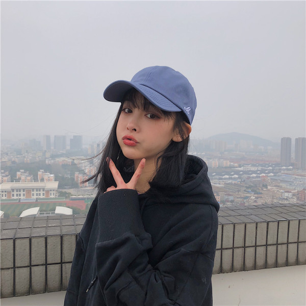 Palarie casual cu broderie si vizor pentru femei si barbati